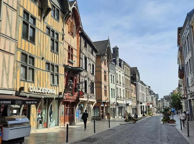 Apartment 70m² 3 Avec 3 Lits 2 Places Troyes